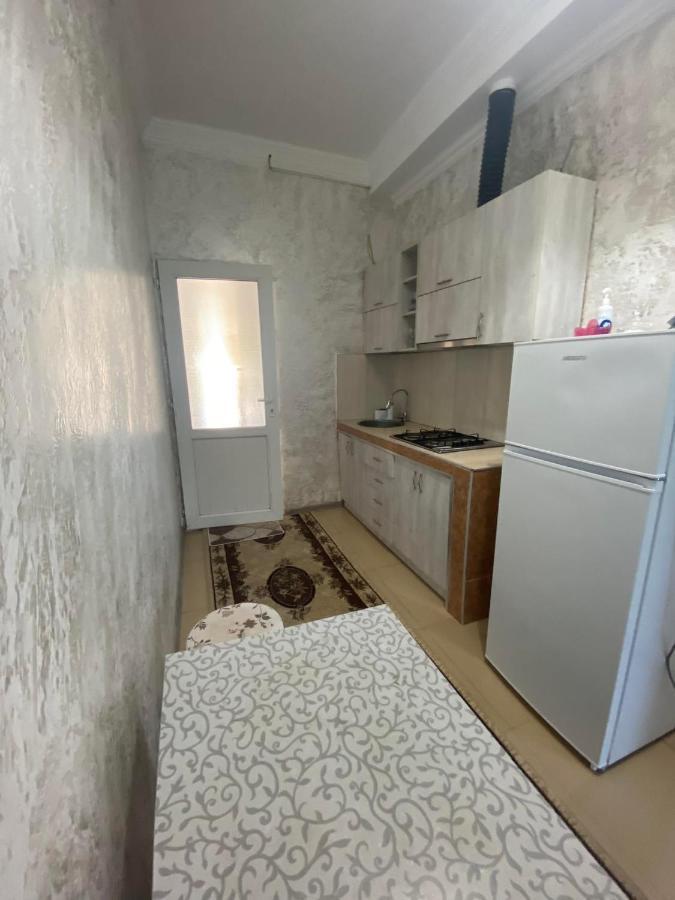 Holiday House Chkonia Hotel Батуми Екстериор снимка