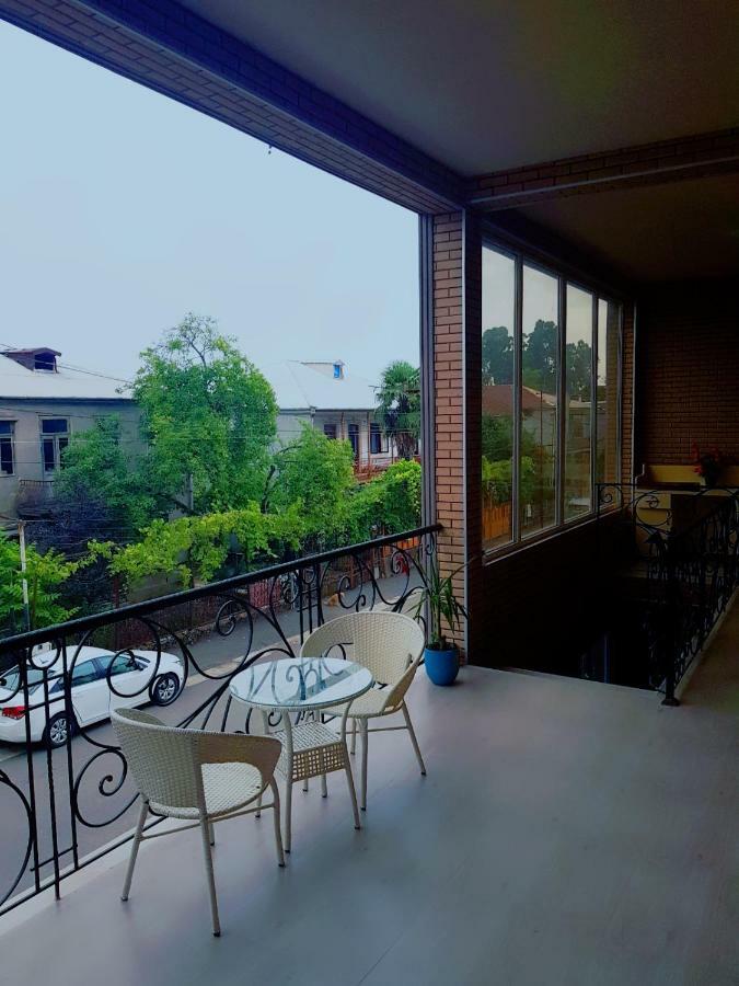 Holiday House Chkonia Hotel Батуми Екстериор снимка